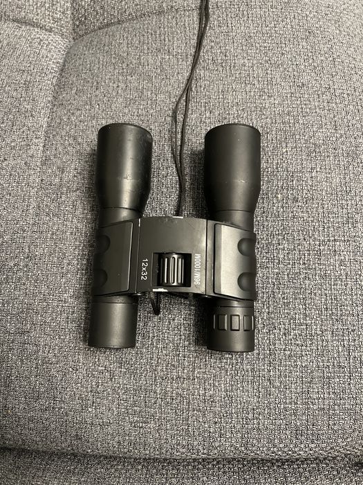 Binoclu de birdwatching