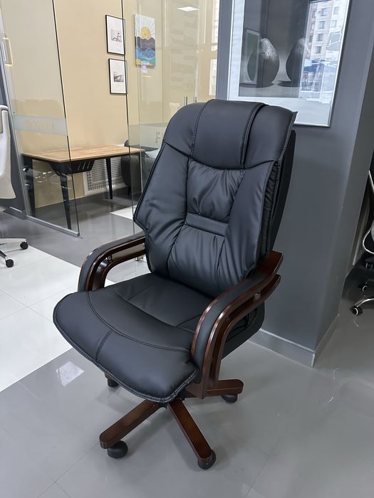 Кресло Руководителя BOSS ( КТ -006 рук)