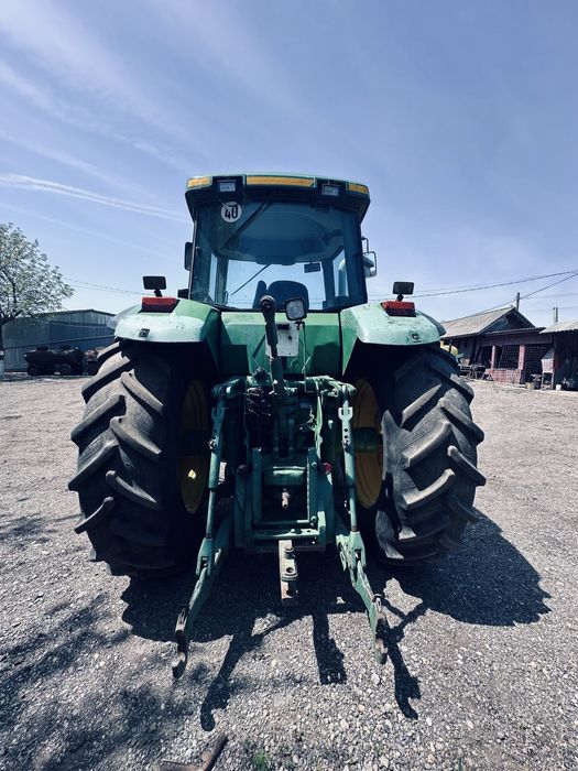 John Deere 8200, 200 cp