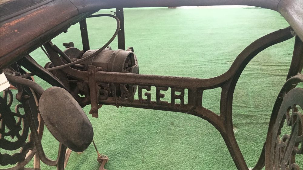 Masina de cusut Singer TradeMark