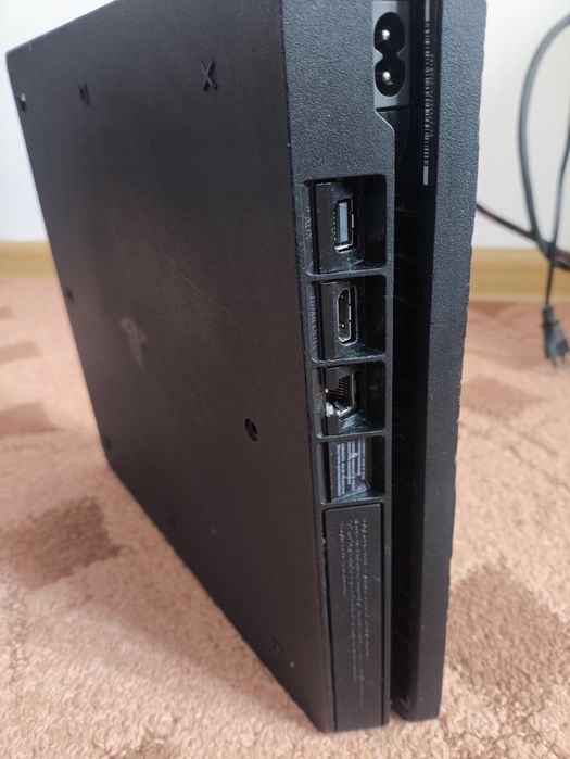 Продаётся Пс 4 Слим 500 гб