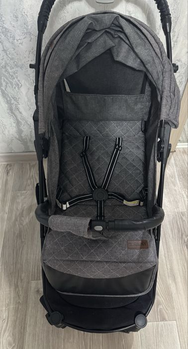 Продам детскую коляску