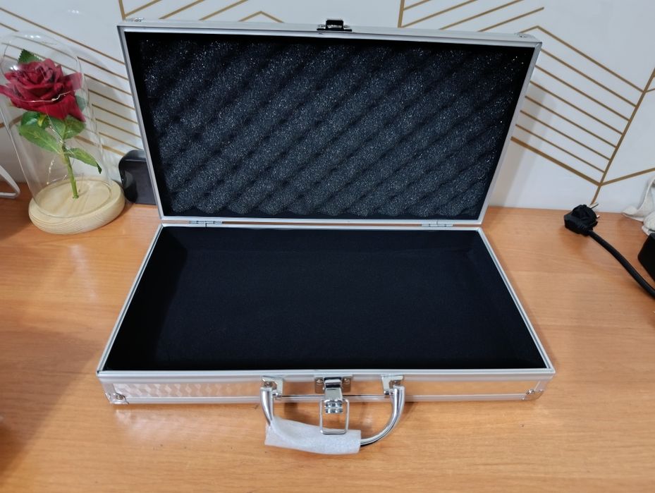 Кейс алюминиевый чемодан