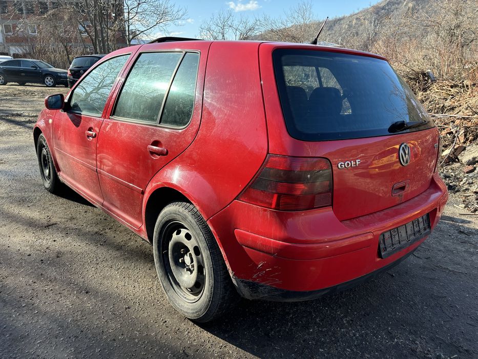 Фолксваген голф 1.8 турбо 150к.с за части.