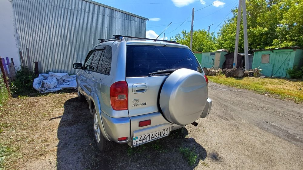 Toyota  RAY 4 в хорошем состояние