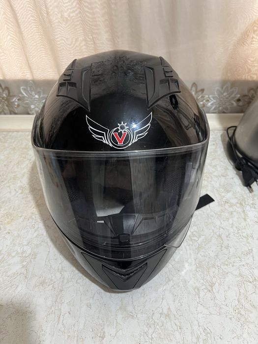 Шлем мотоциклетный в хорошем состоянии