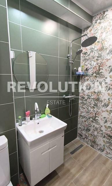 Дава се под наем Двустаен апартамент в Варна, Чайка - 68 кв.м за 373.83 € - Снимка #3