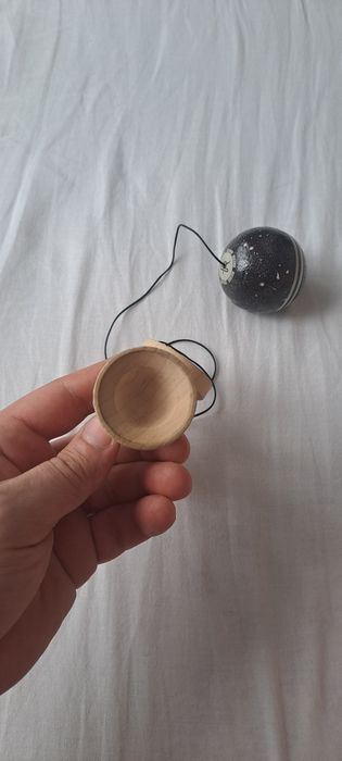 Set up custom kendama