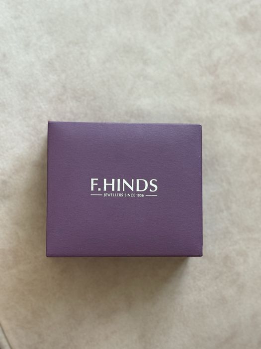 Гривна перли и злато F.HINDS