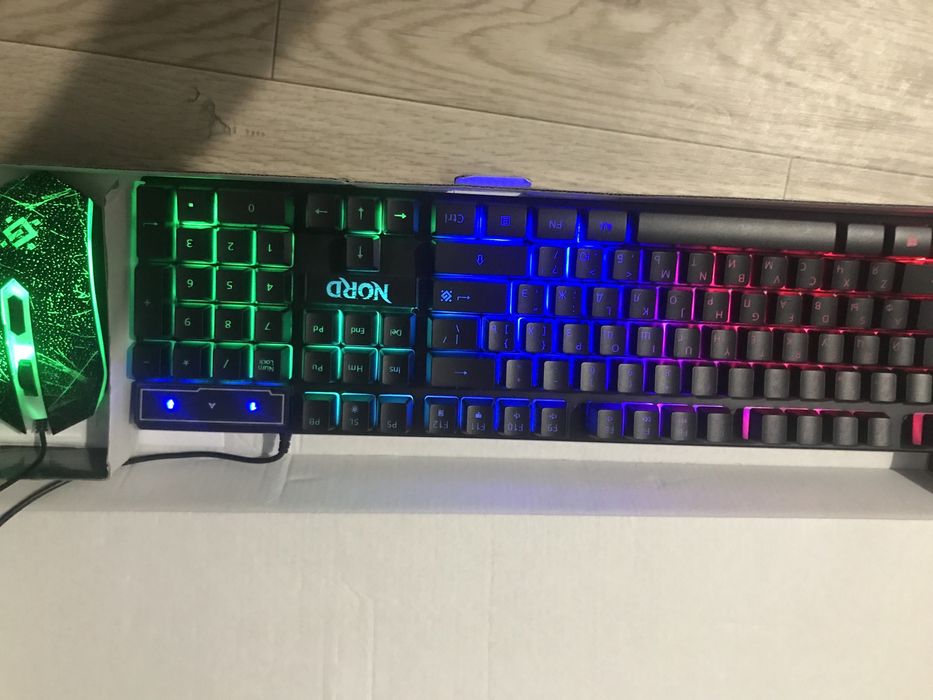 Игровой набор клава и мышь