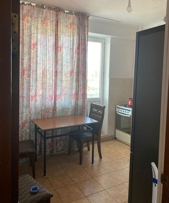 Сдам двухкомнатную квартиру.