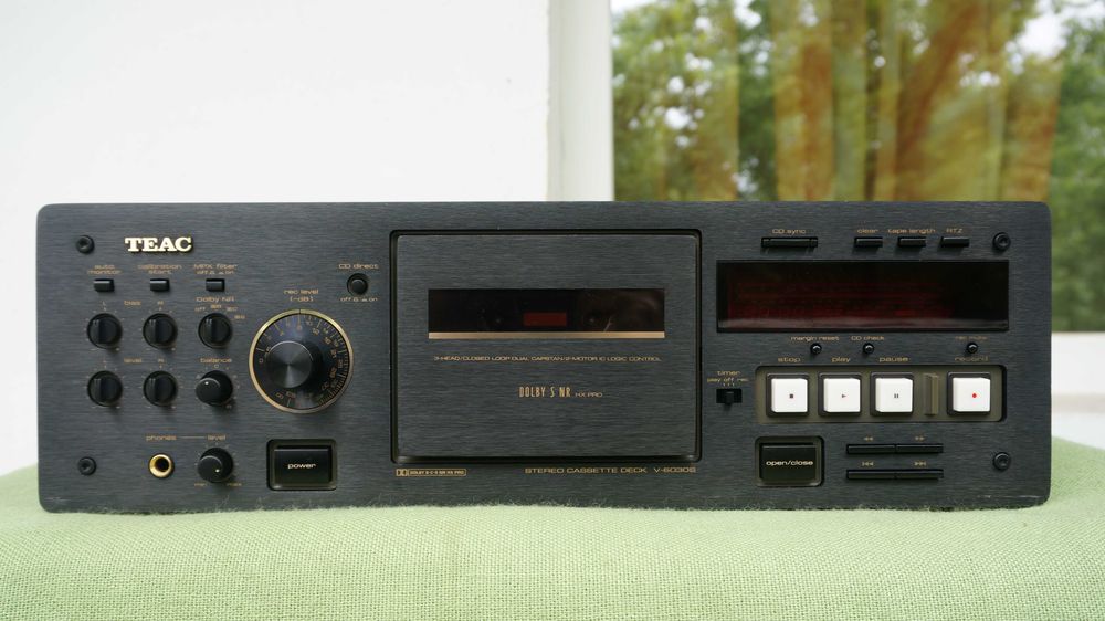 Casetofon deck TEAC V6030S