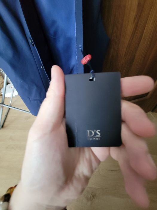 vesta barbati DS Damat noua