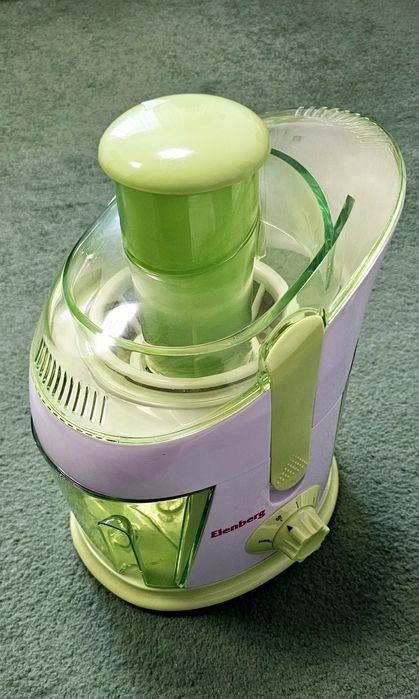 Продам соковыжималку Elenberg