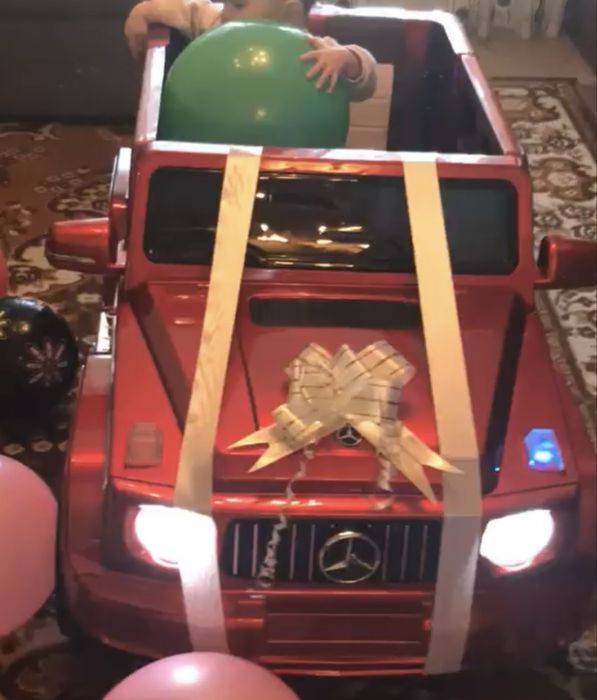 Машина детская электромобиль