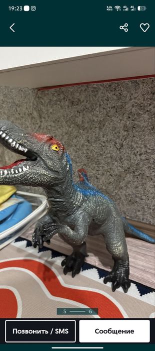 Отдам игрушки и переноска для ребенка