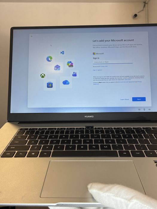 Лаптоп Huawei MateBook D15