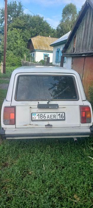 Продам 2104 с прицепом