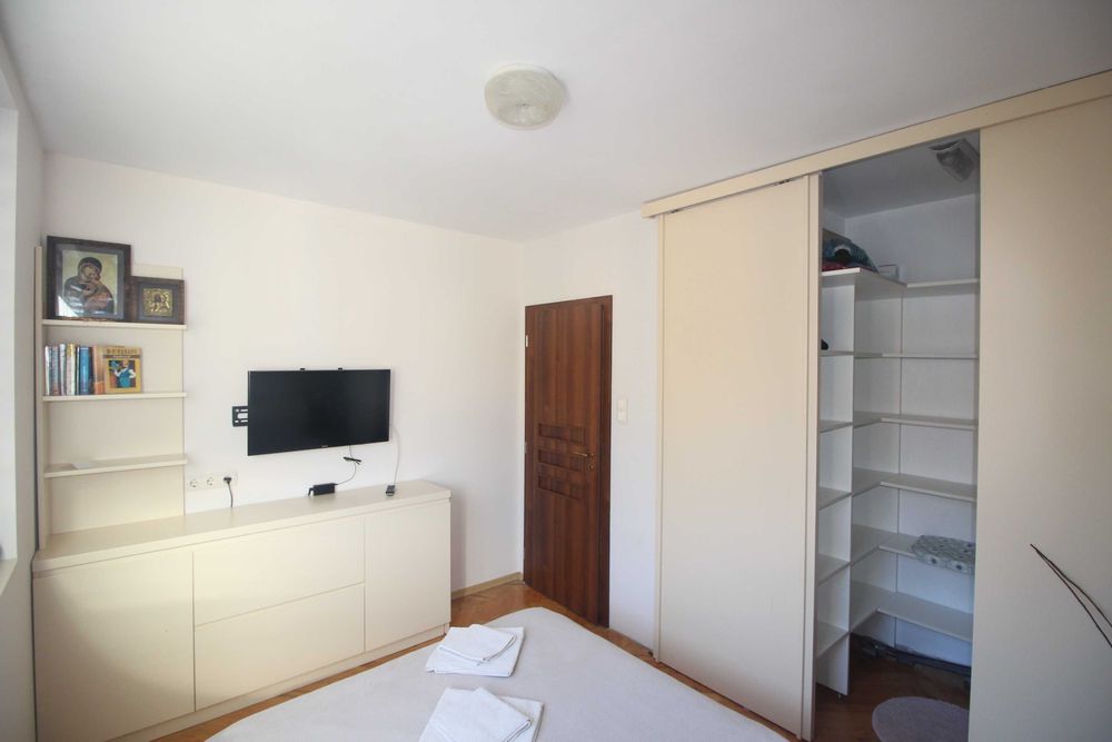 Дава се под наем Двустаен апартамент в Габрово, Център - 55 кв.м за 331.5 € - Снимка #9