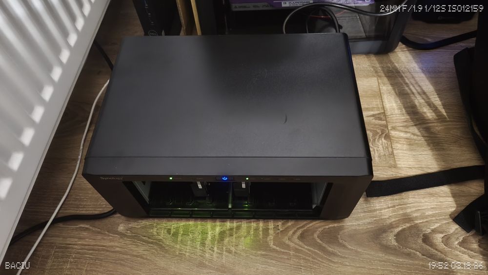 NAS Synology 1815+