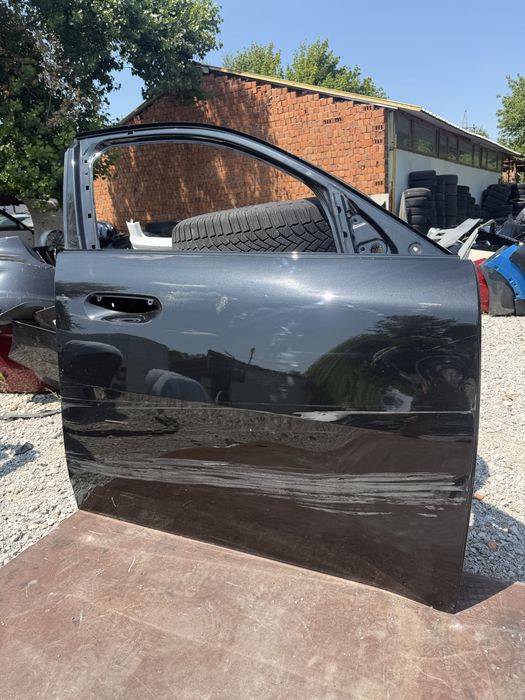 Врата BMW X1 U11 2022 год.-