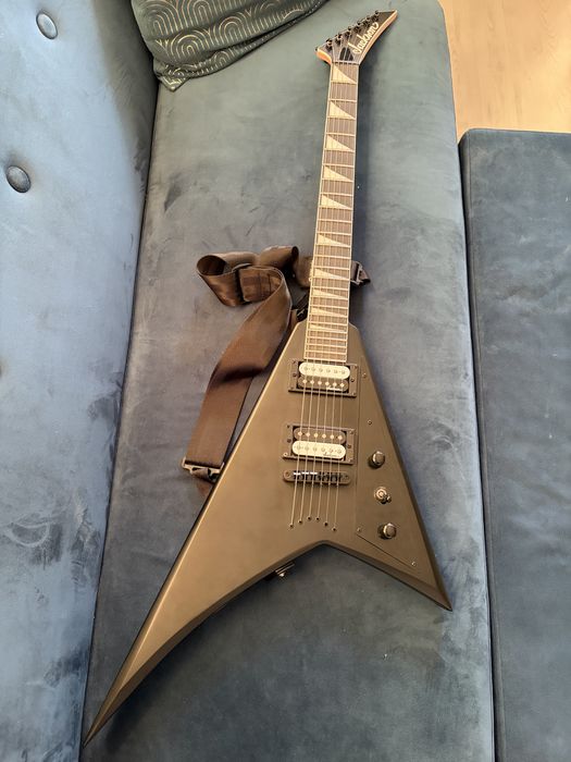 Jackson JS32T Rhoads