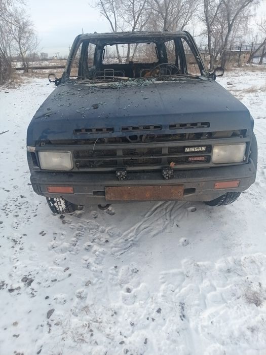 Ниссан террано 1