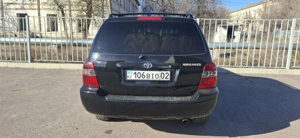 Автомобиль тойота