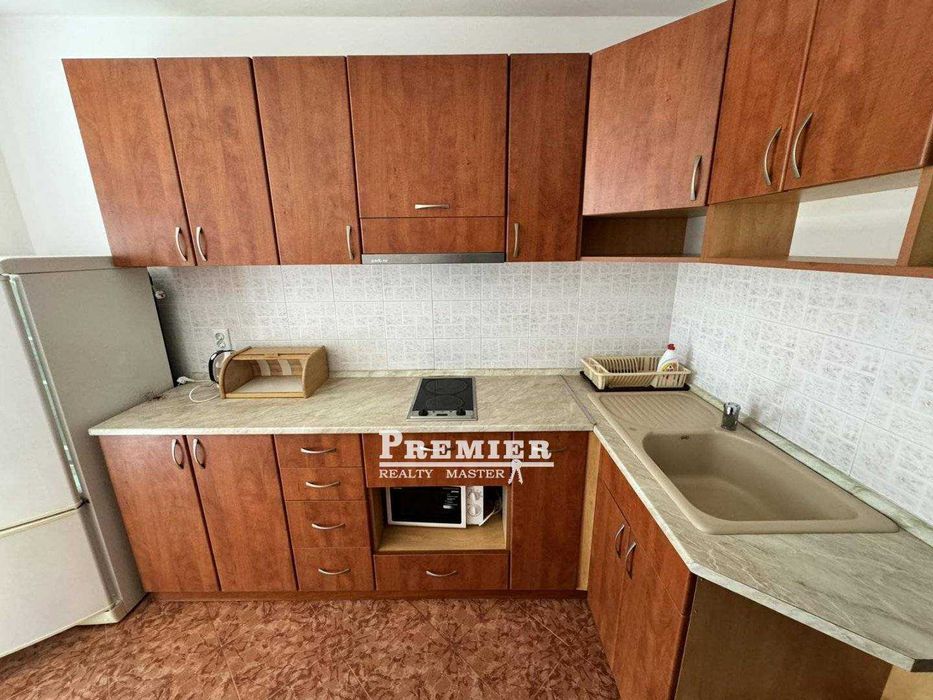 Продава се Тристаен апартамент в Поморие - 80 кв.м за 2075 €/кв.м - Снимка #3