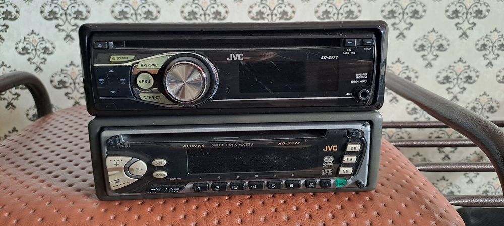 Магнитола JVC kd-r311,kd-s70r