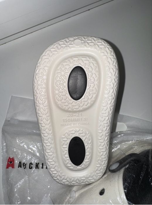 Продам Сабо для девочки