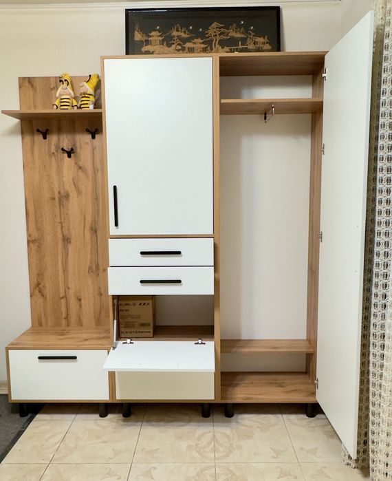 Продам прихожую