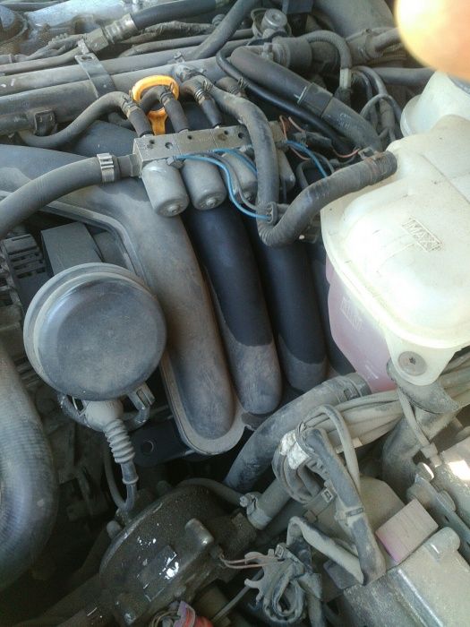 Пасат 4 на части 1.8бензин 125коня 2000год