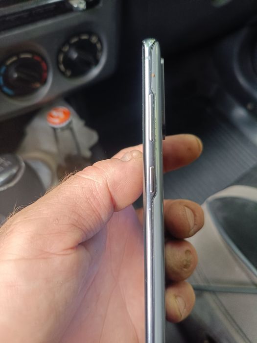 Самсунг s20 128/8