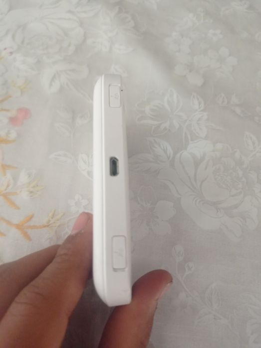 Wifi router sotiladi sim karta