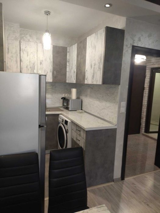 Дава се под наем Двустаен апартамент в Пловдив, Христо Смирненски - 60 кв.м за 400 € - Снимка #3