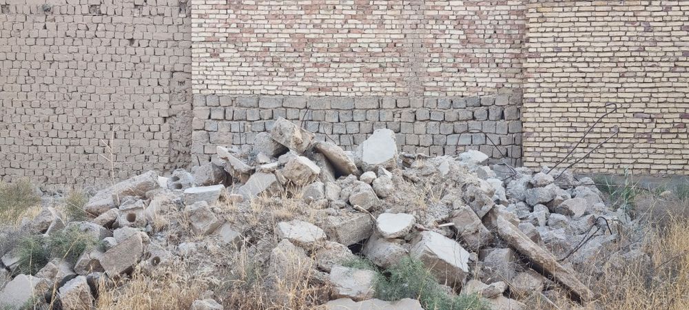 Beton kottaroq qilib maydalangan qurilishda qayta ishlatish uchun