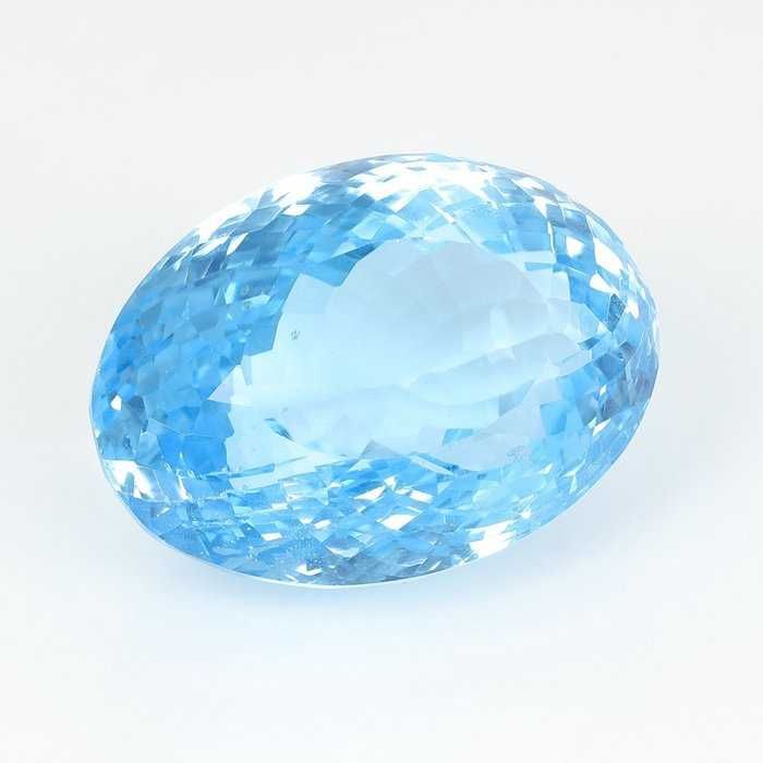 Естествен син топаз - 48.37 карата, IGI сертификат