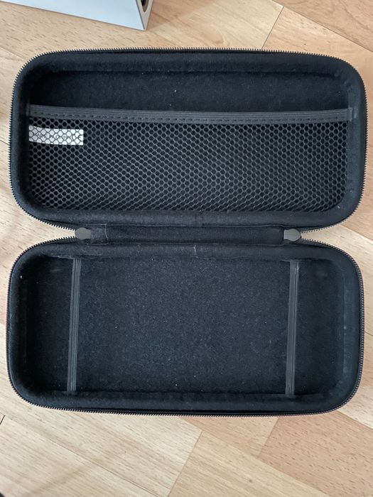 Nintendo Switch OLED 64GB