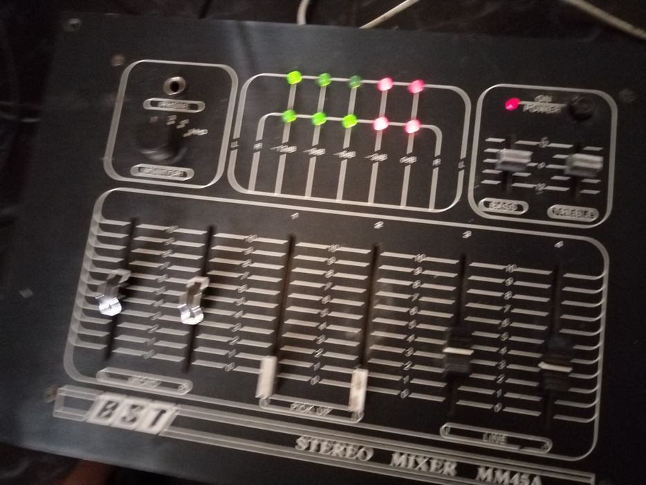 Mixer audio Stereo BST