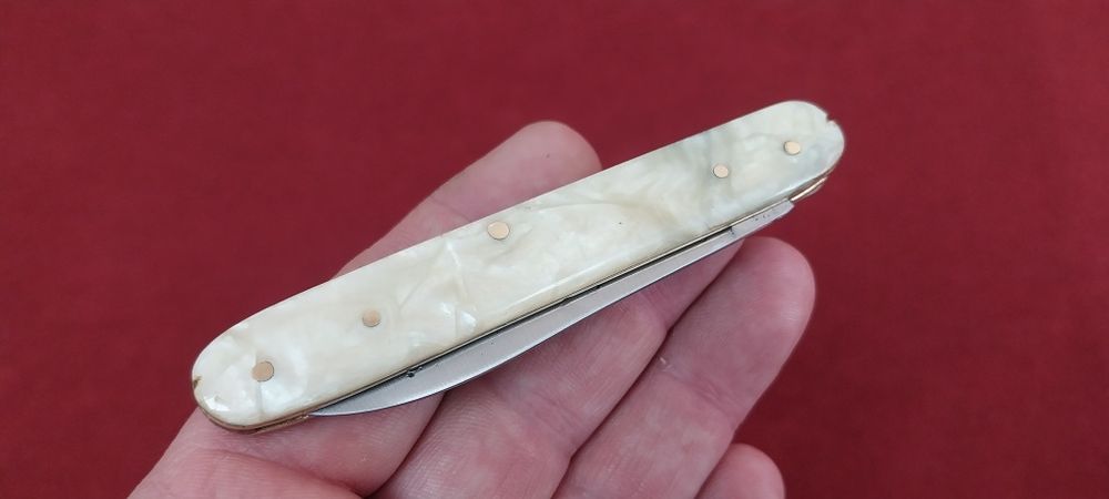 Джобно ножче - "Сърп и Чук"