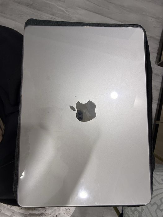 MacBook Air М2 в хорошем состоянии