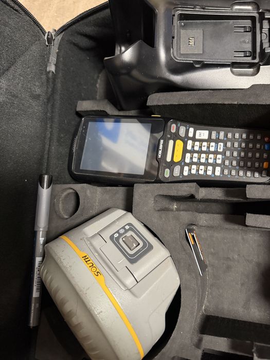 Dispozitiv south RTK GNSS / Gps south