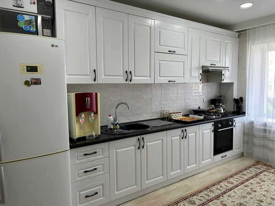 Продам 3х комн 5мкр в новом доме