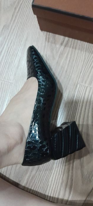 Туфли женские привозные