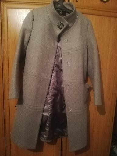 Продам куртку новую