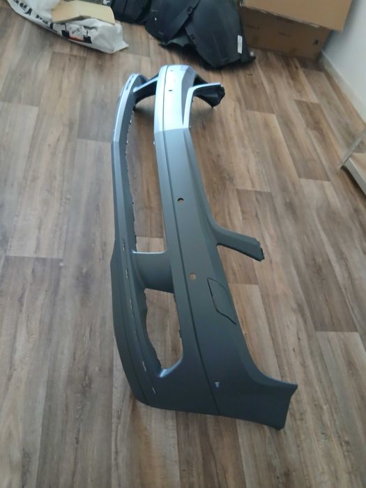 Предна броня Мерцедес W204 НОВА