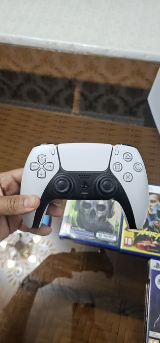 Продам Playstation 5