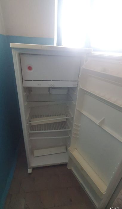 Продам б/у холодильник бирюса