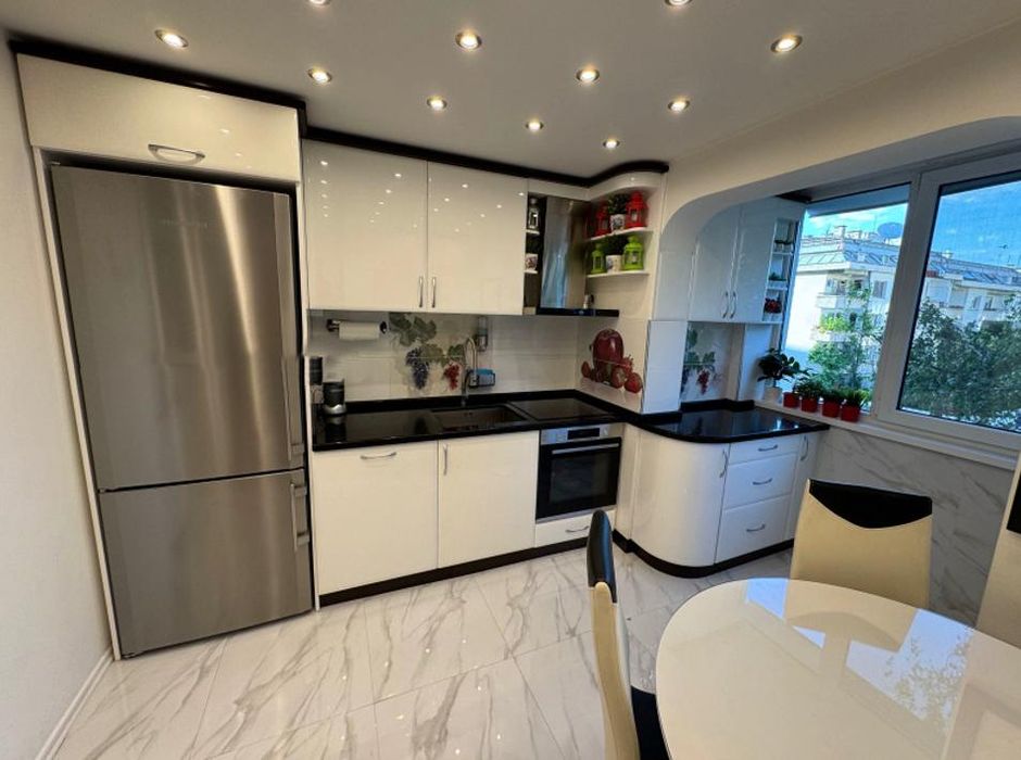 Дава се под наем Тристаен апартамент в София, Младост 1 - 78 кв.м за 999 € - Снимка #5